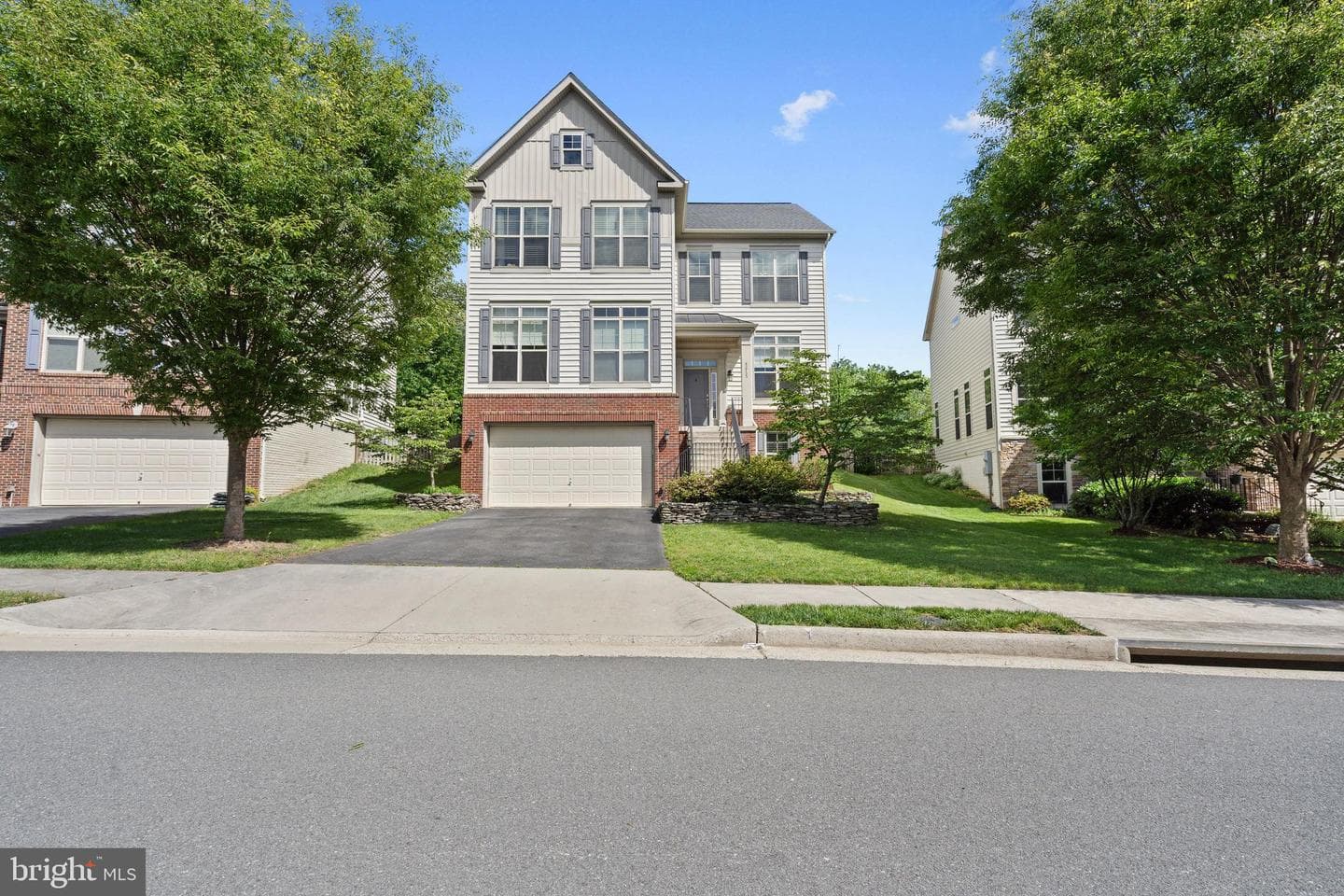 42735 Macauley Place photo 1
