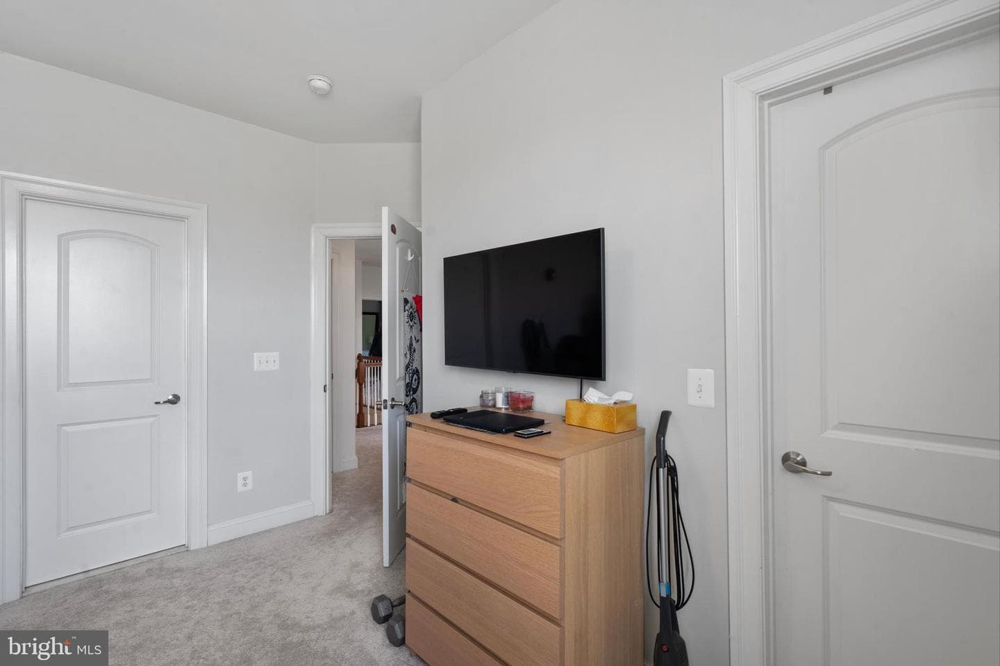 42735 Macauley Place photo 25