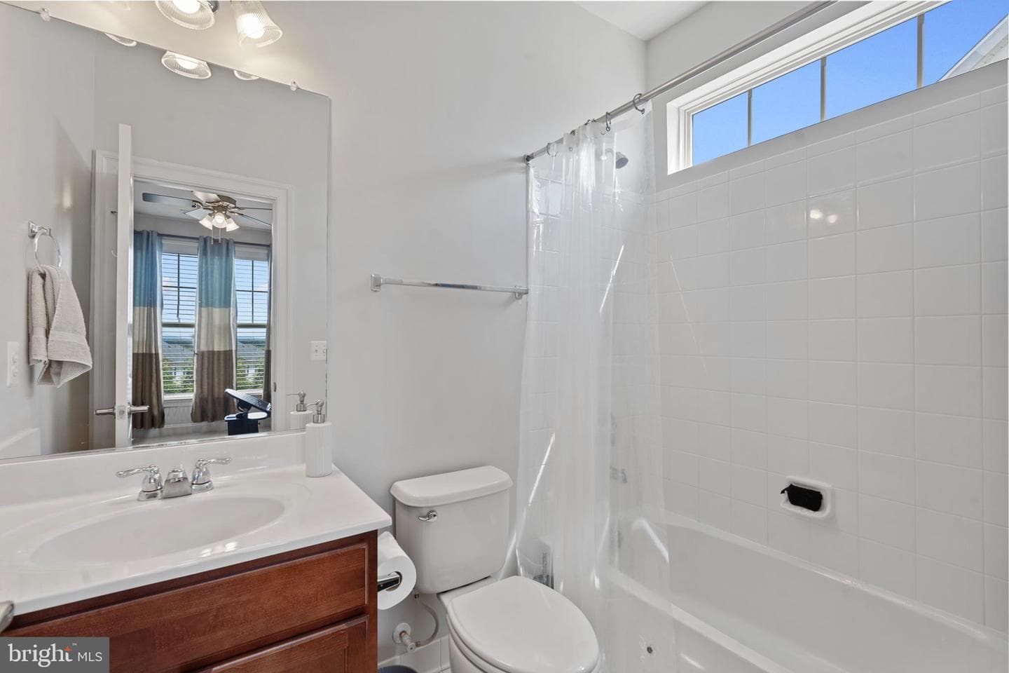42735 Macauley Place photo 29