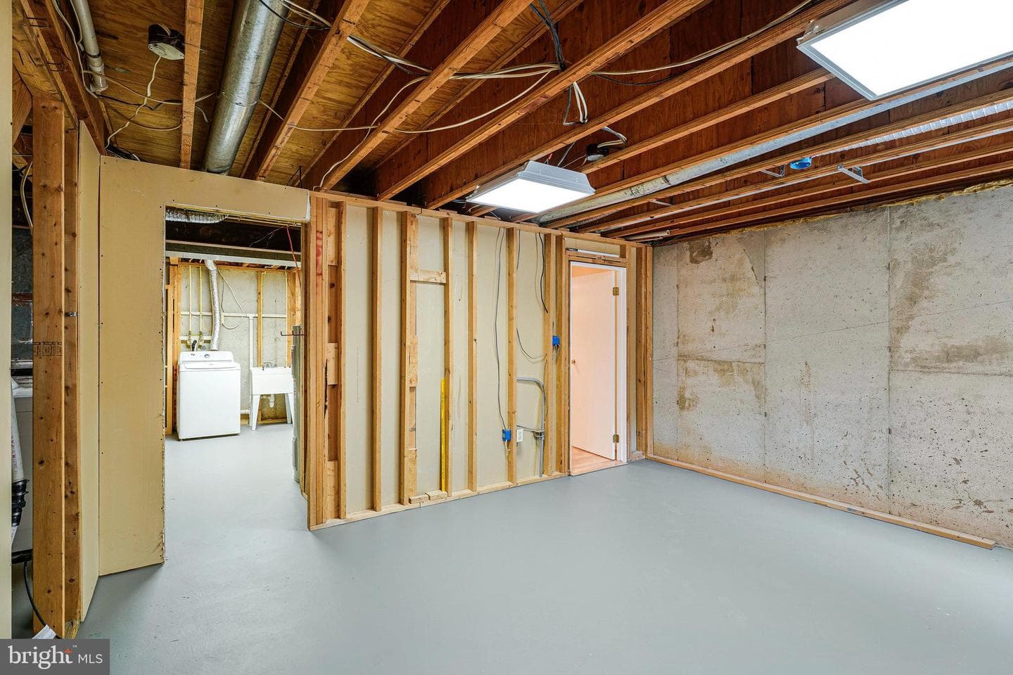 1011 Forbes Court NE photo 18