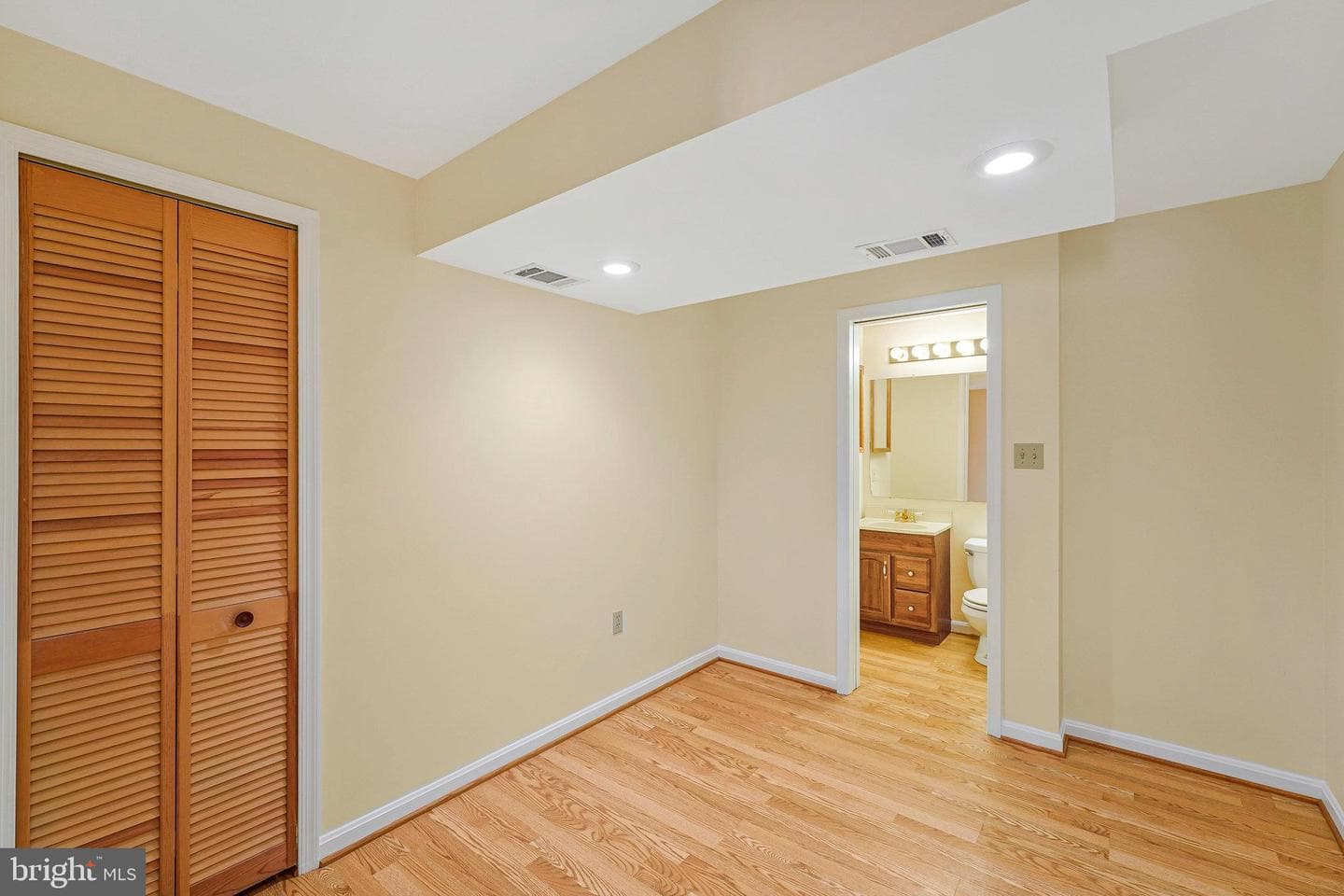 1011 Forbes Court NE photo 19