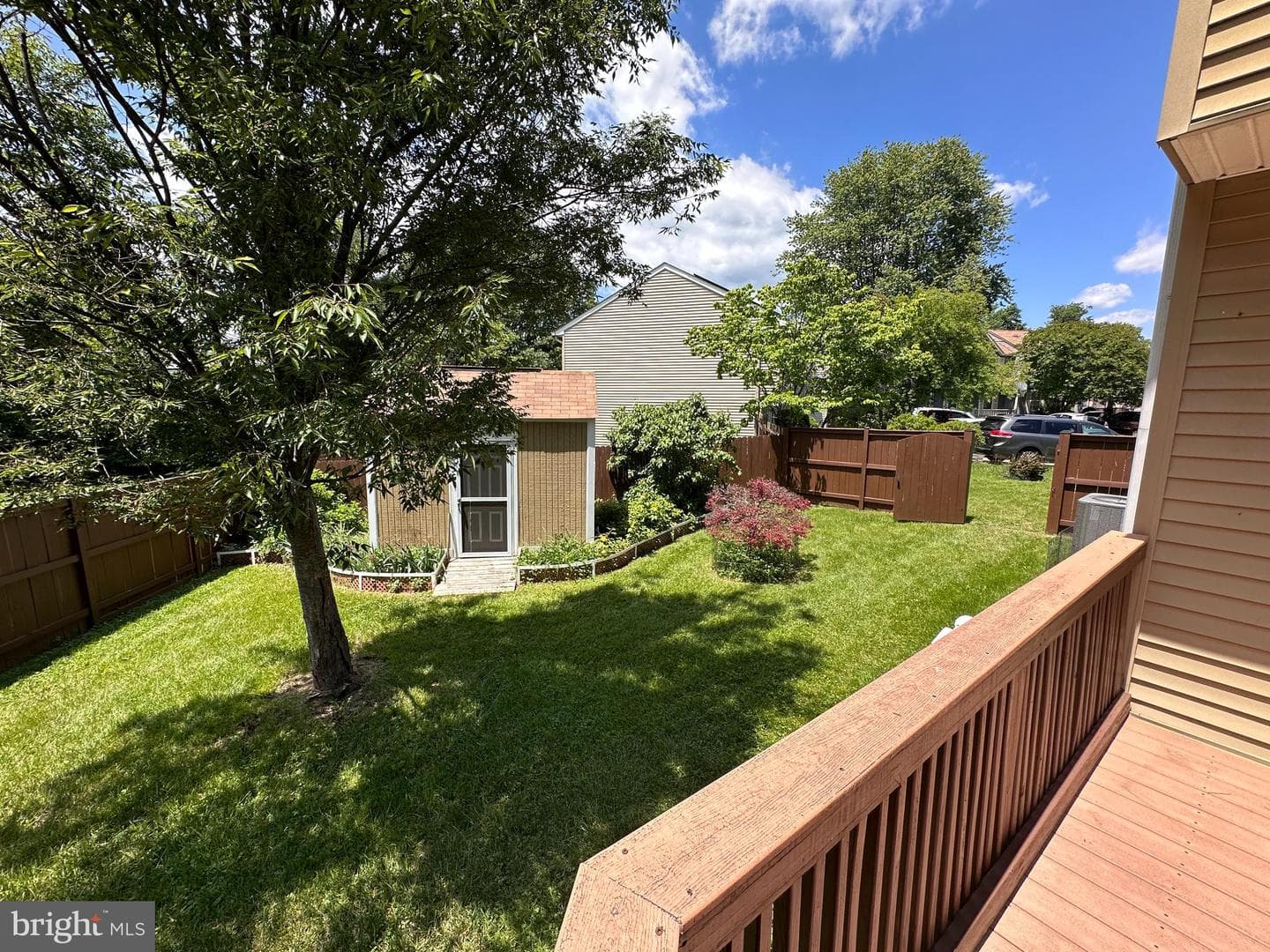 1011 Forbes Court NE photo 2