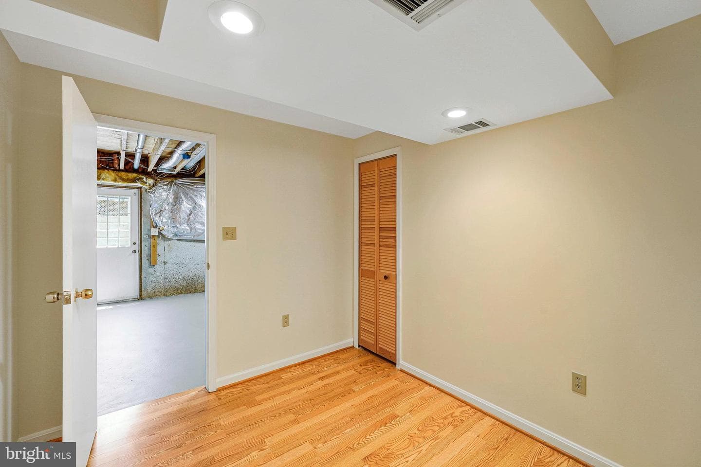 1011 Forbes Court NE photo 22
