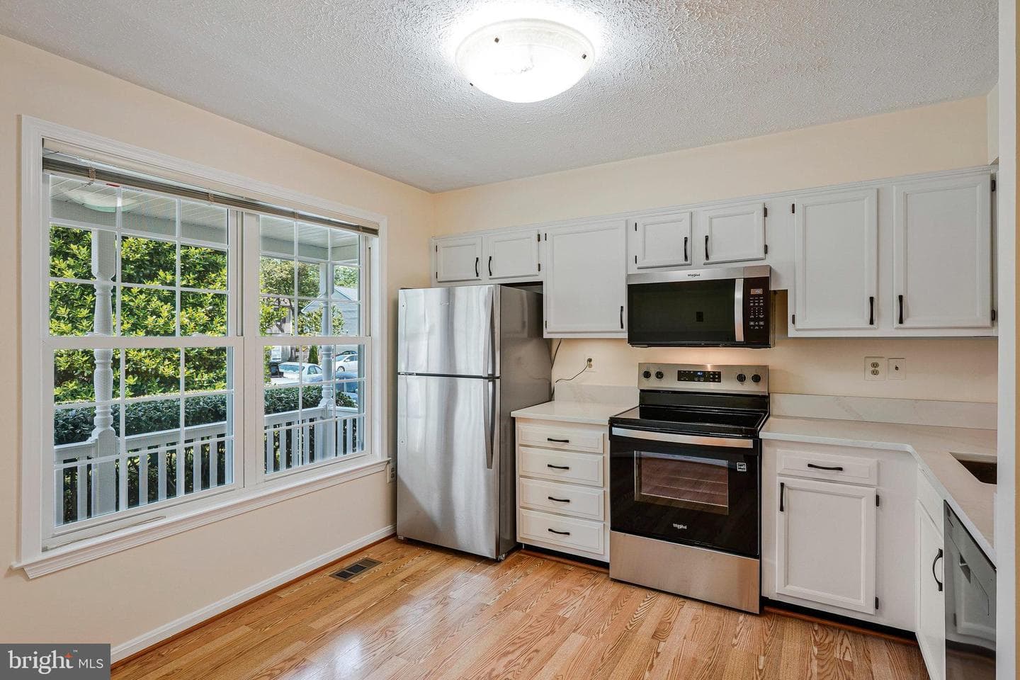 1011 Forbes Court NE photo 6