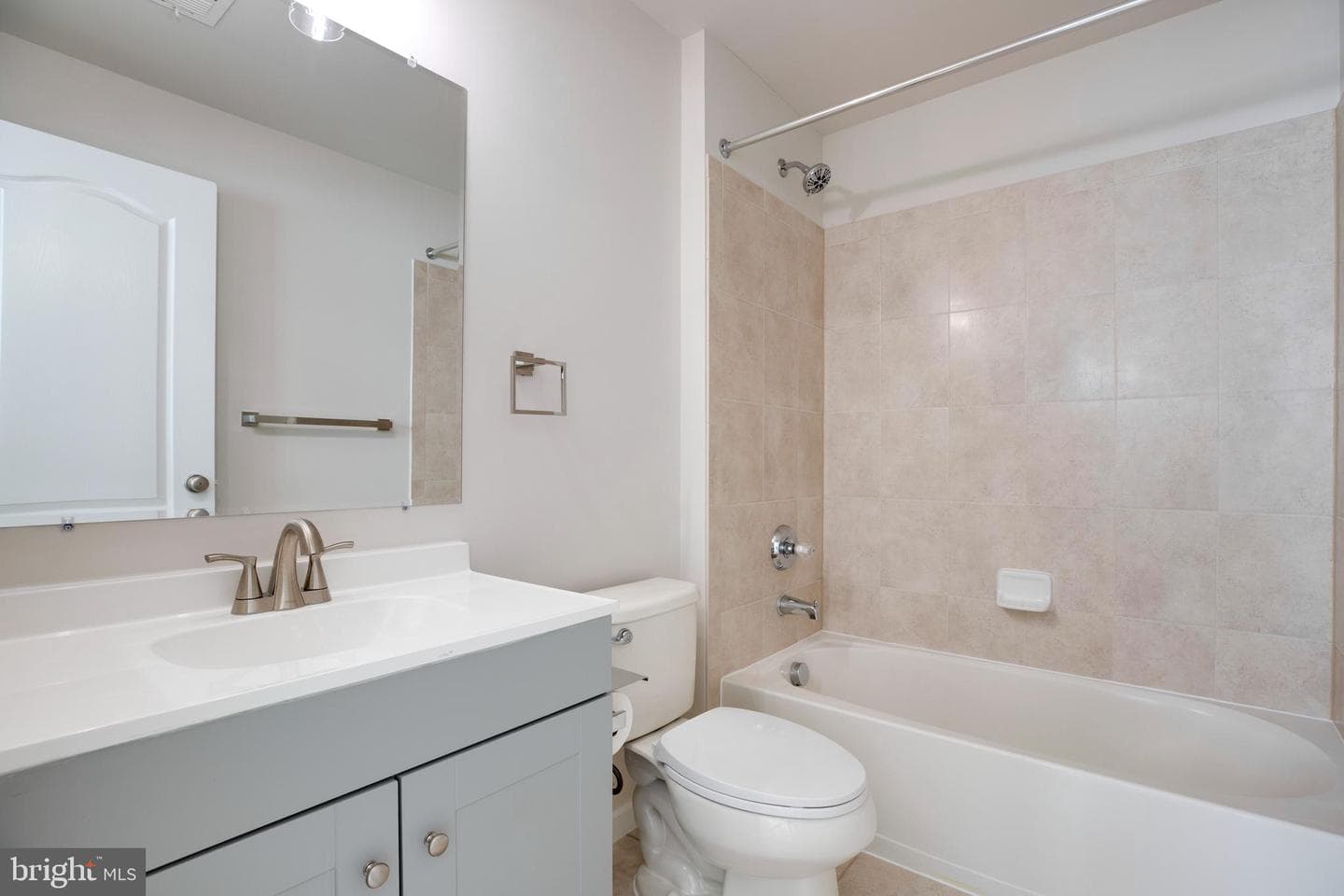 43180 Loudoun Reserve Drive photo 6