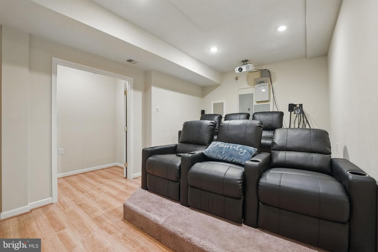 16920 Beaconsfield Way photo 28