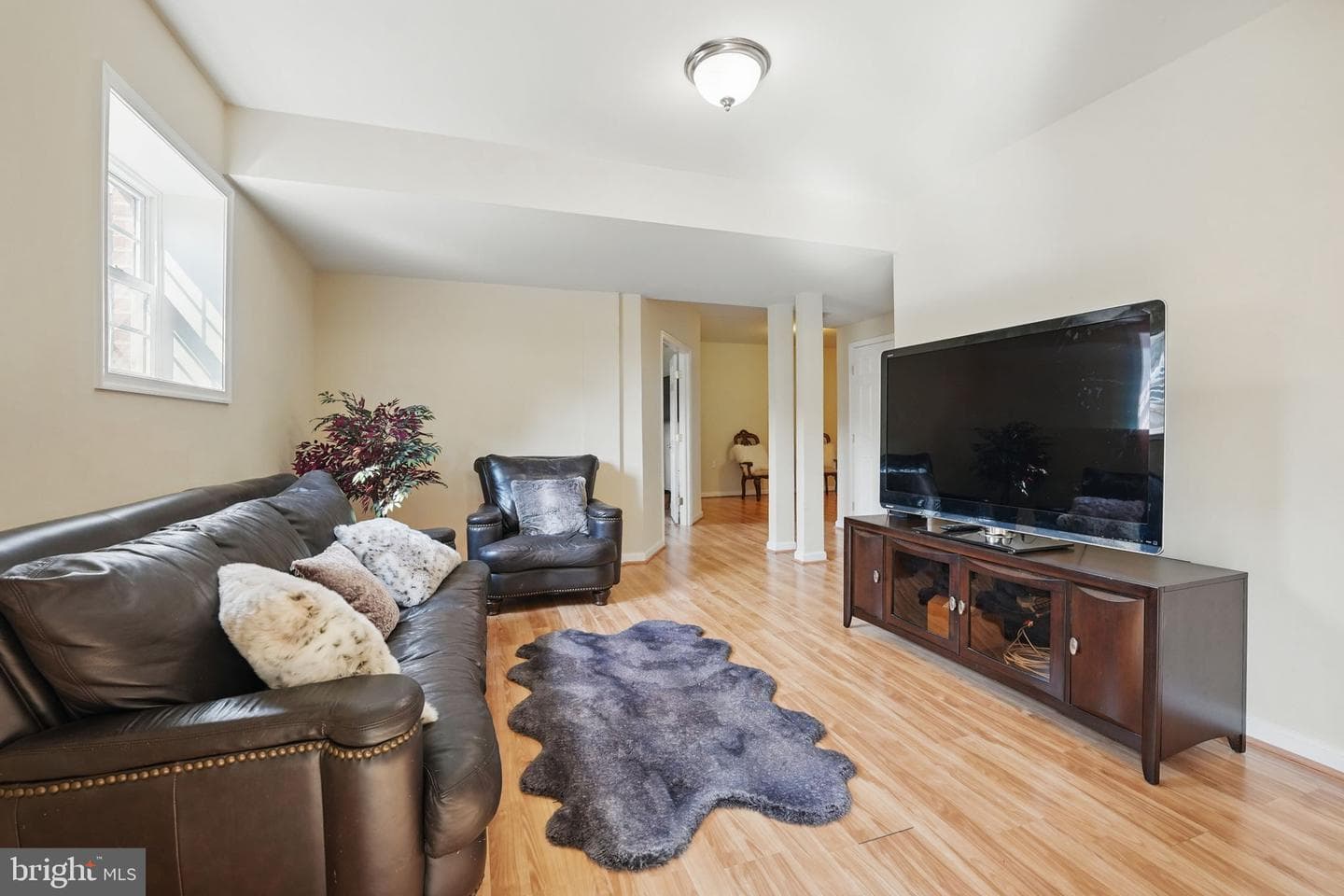 16920 Beaconsfield Way photo 32