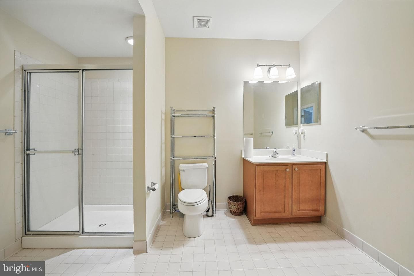 16920 Beaconsfield Way photo 36
