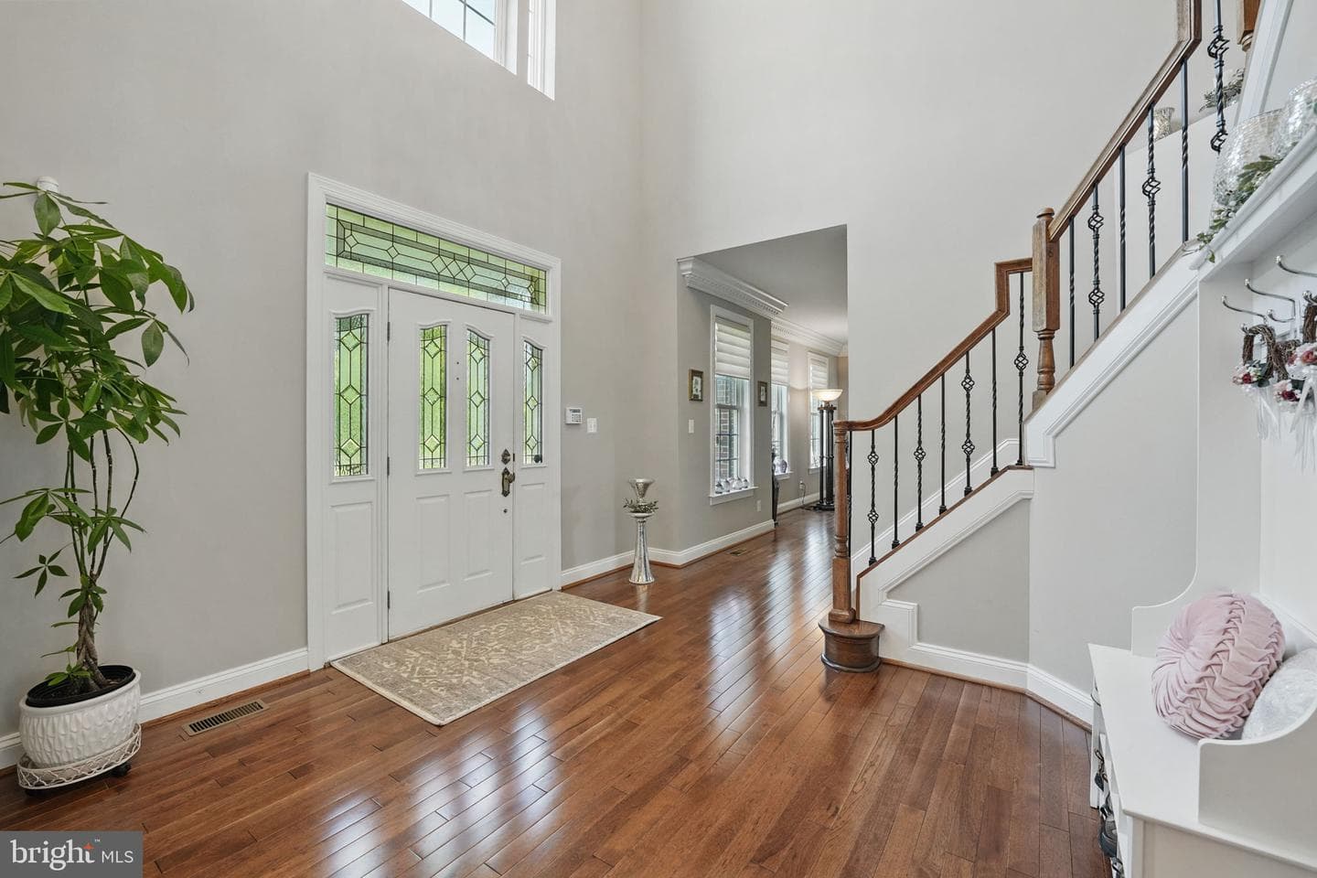 16920 Beaconsfield Way photo 4