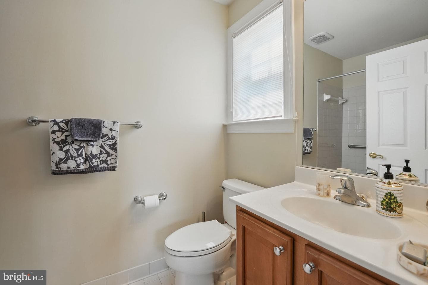 16920 Beaconsfield Way photo 53