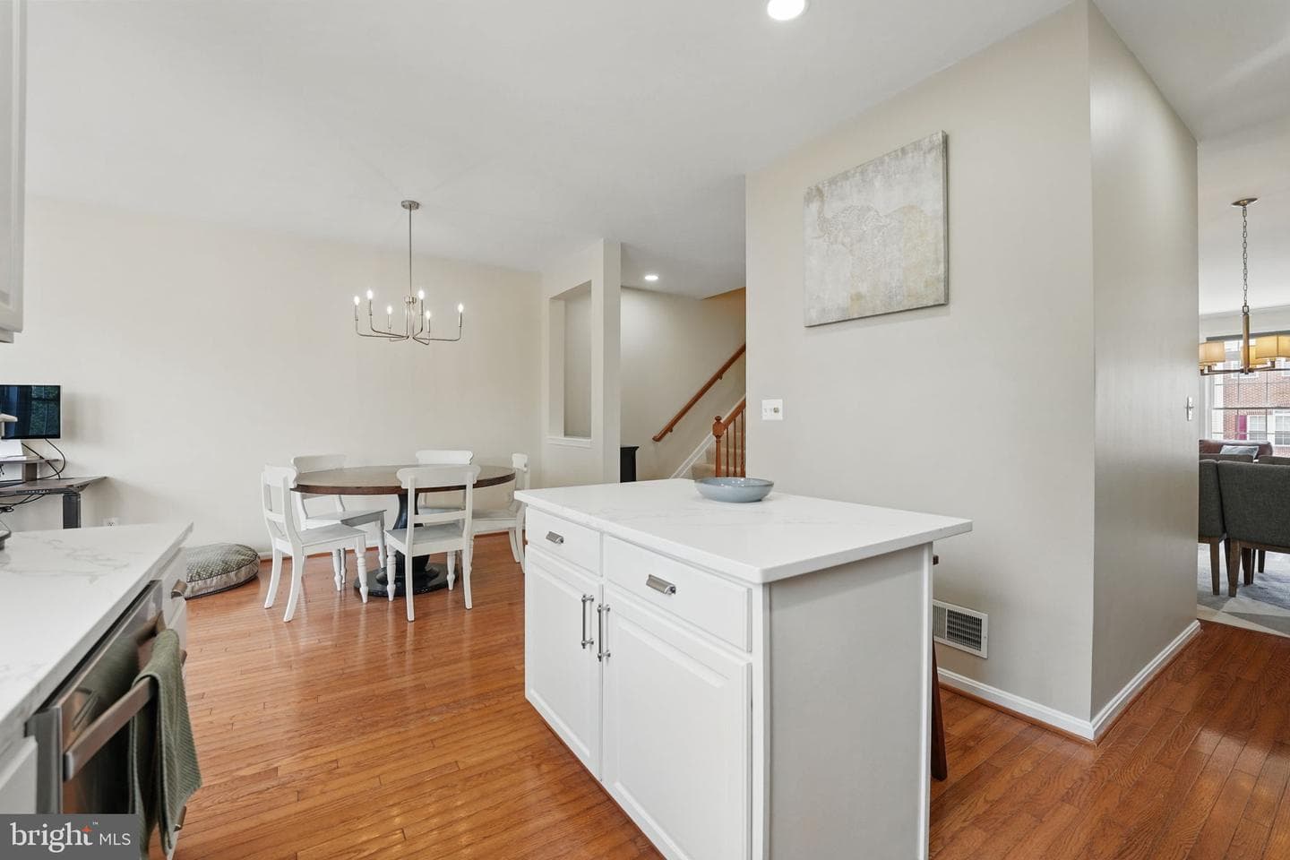 1230 Cambria Terrace NE photo 8