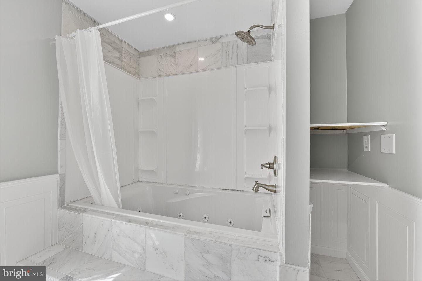 20970 Promontory Square photo 23