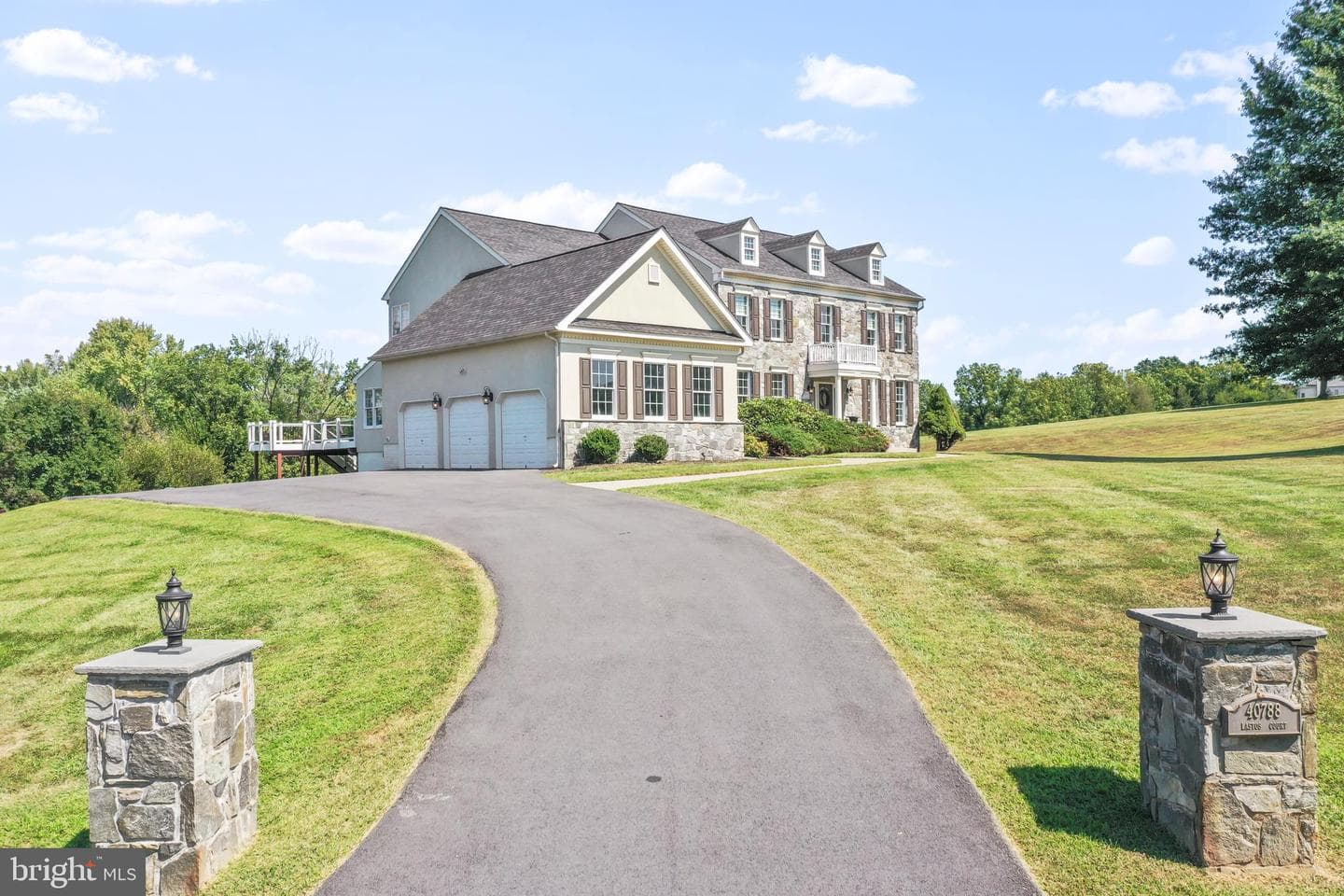 40788 Lastos Court photo 2