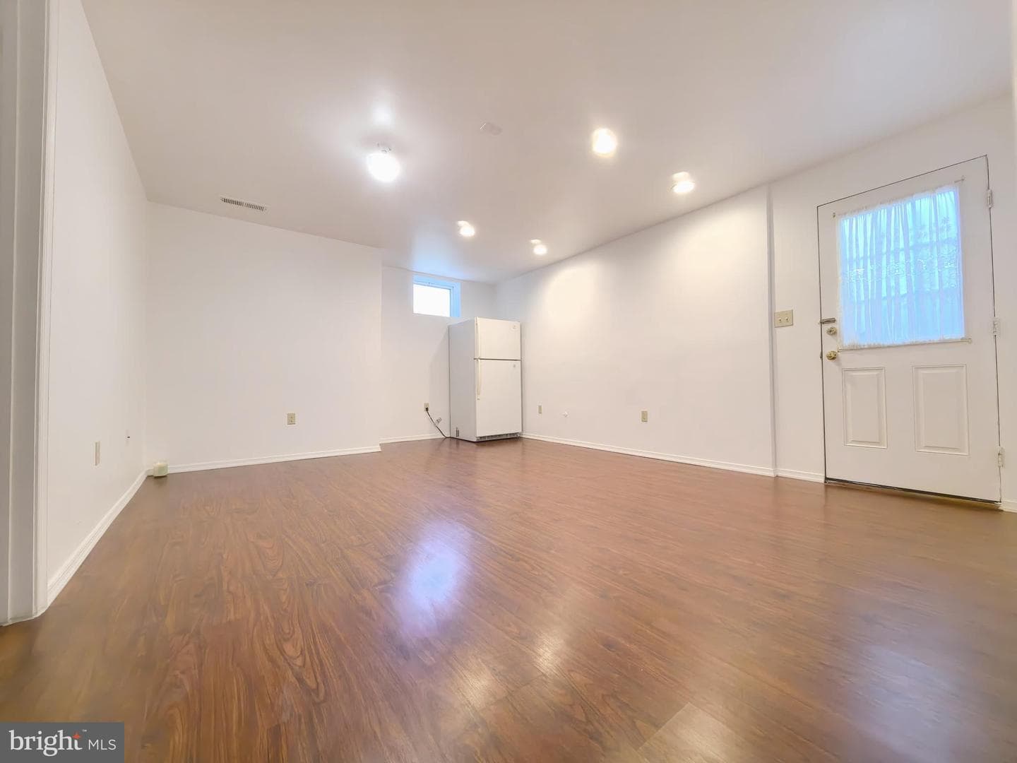 35547 Sarasota Street photo 27