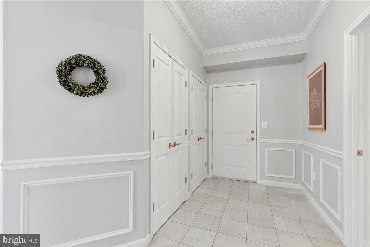 19400 Lansdowne Woods Boulevard #110 photo 3