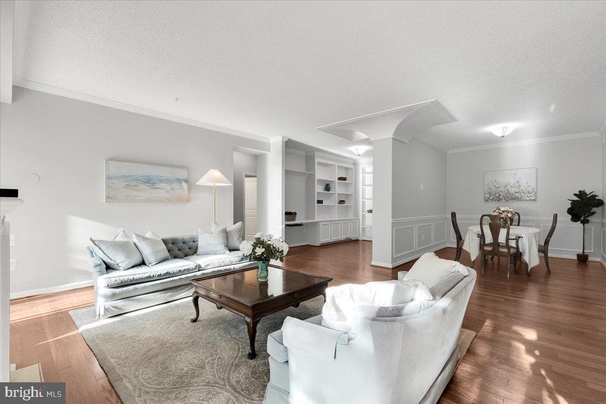 19400 Lansdowne Woods Boulevard #110 photo 6
