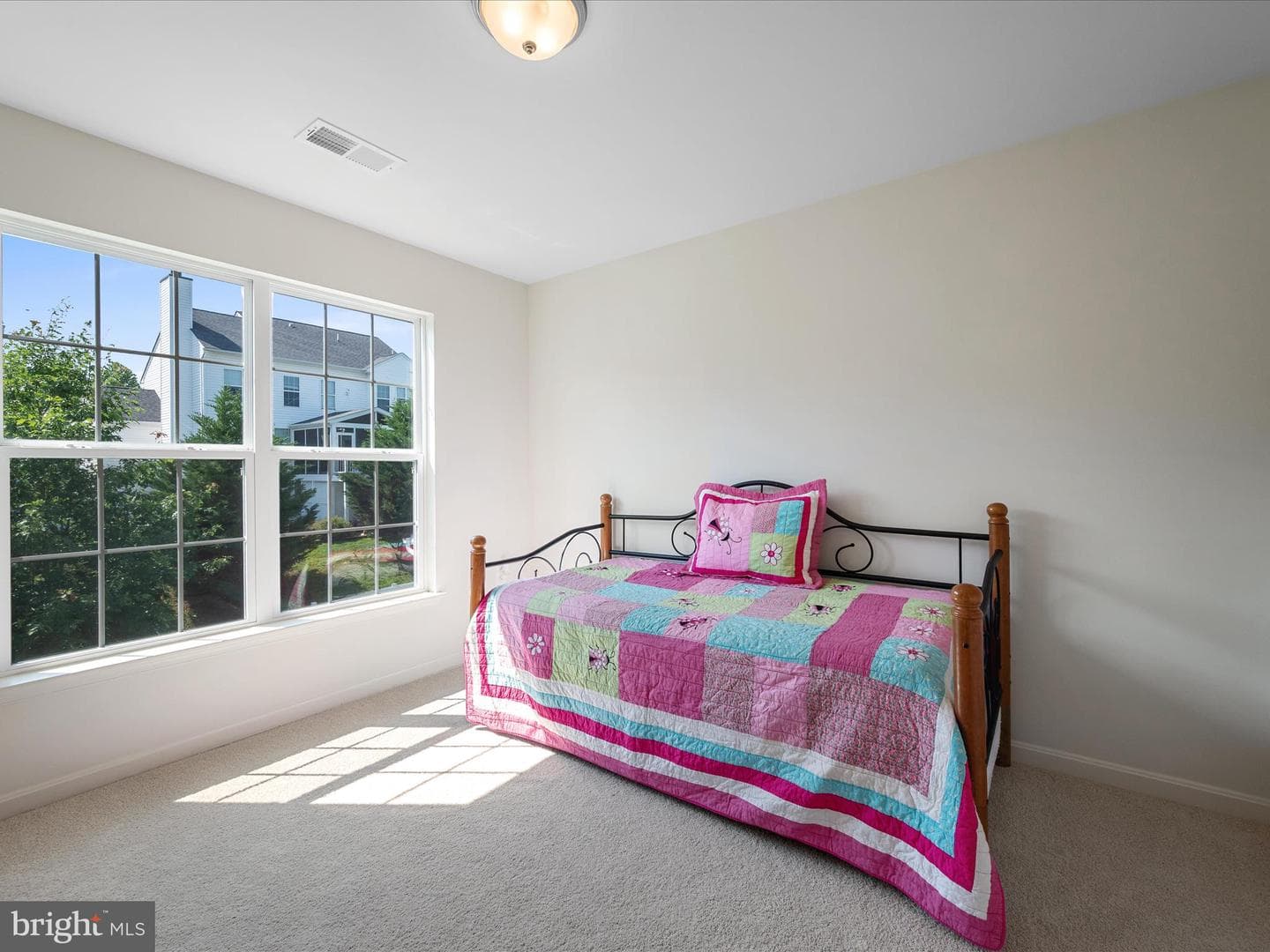 17659 Cleveland Park Drive photo 31