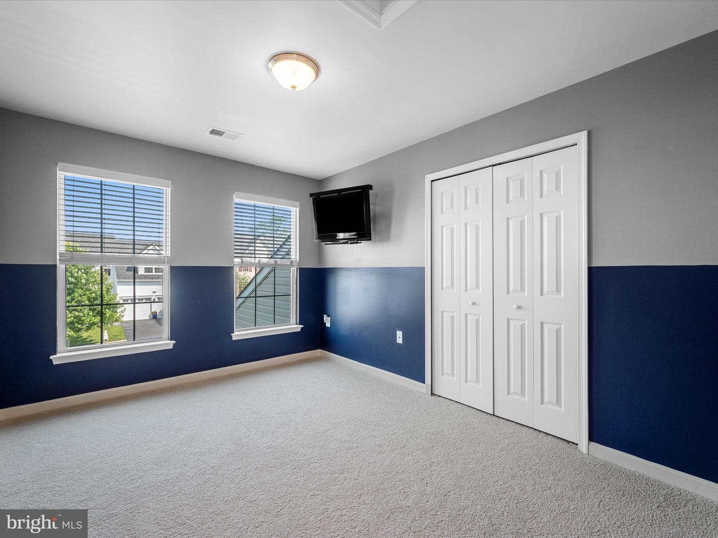 17659 Cleveland Park Drive photo 42