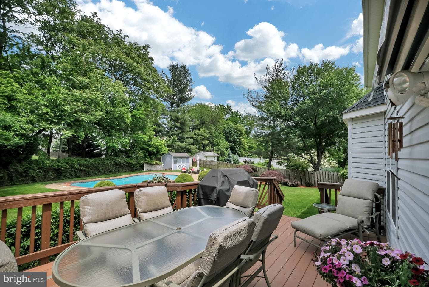 208 Oakcrest Manor Drive NE photo 25