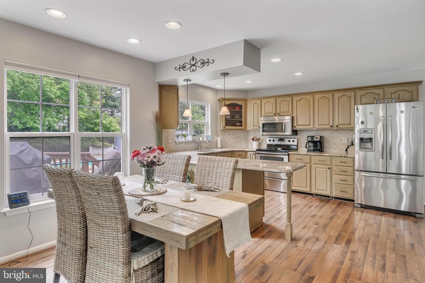 208 Oakcrest Manor Drive NE photo 8