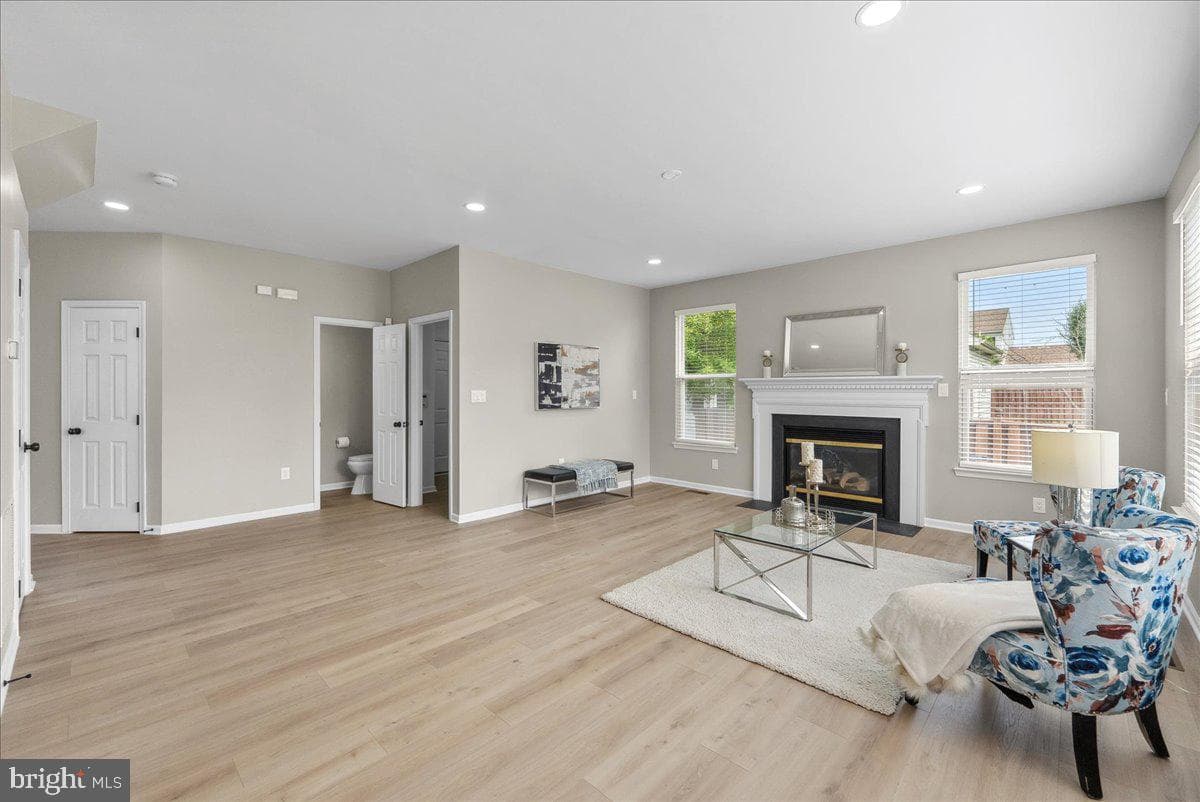 21788 Regents Park Circle photo 12