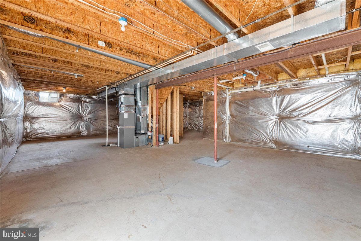 21788 Regents Park Circle photo 34