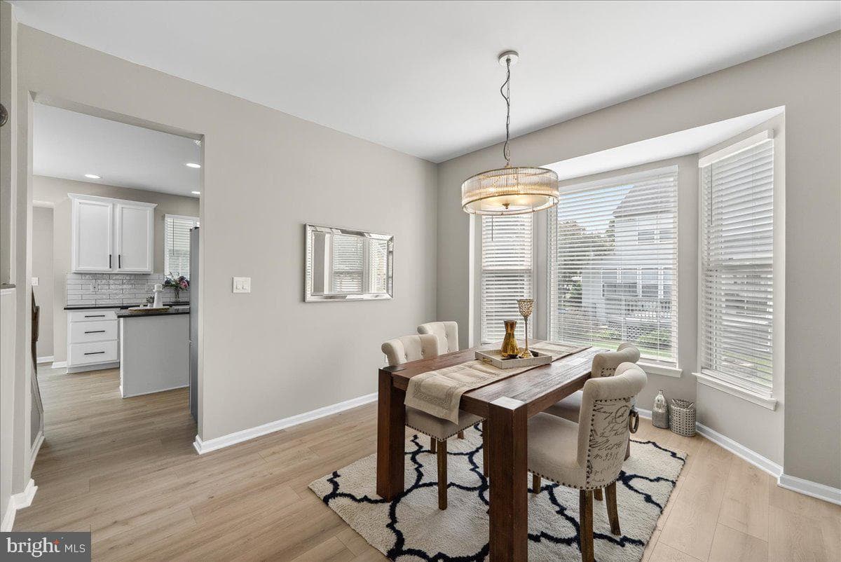 21788 Regents Park Circle photo 5