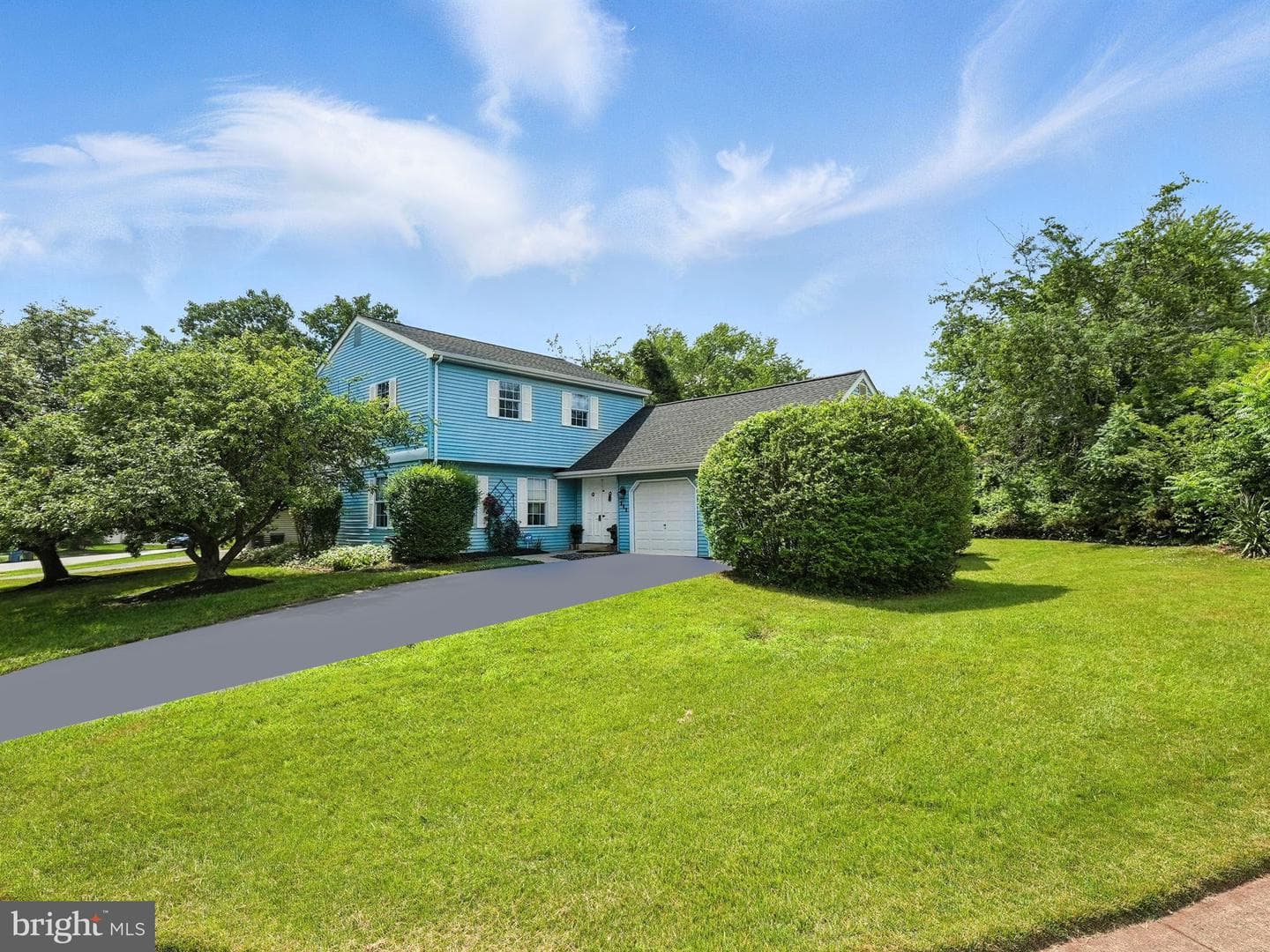 111 Elm Tree Lane photo 1
