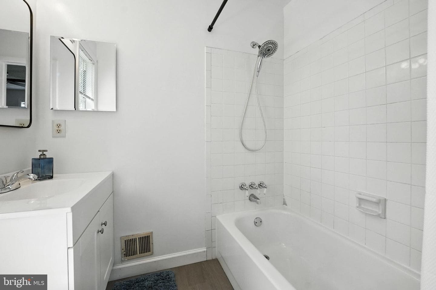 111 Elm Tree Lane photo 22