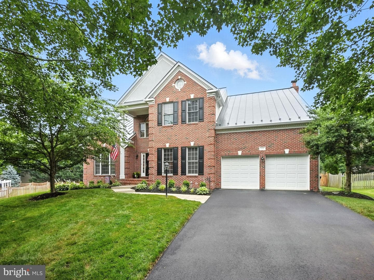 638 Meade Drive SW photo 1