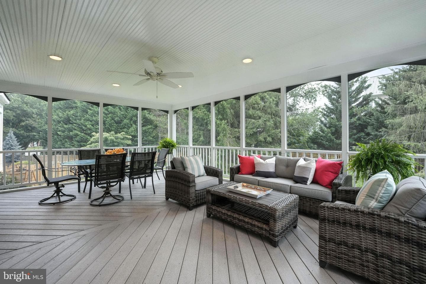 638 Meade Drive SW photo 22