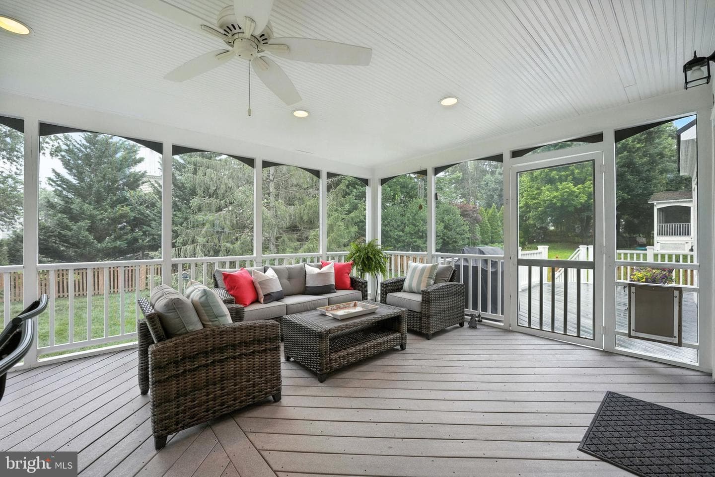 638 Meade Drive SW photo 23