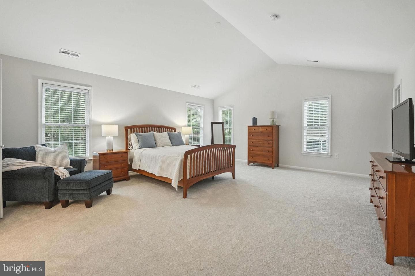 638 Meade Drive SW photo 27