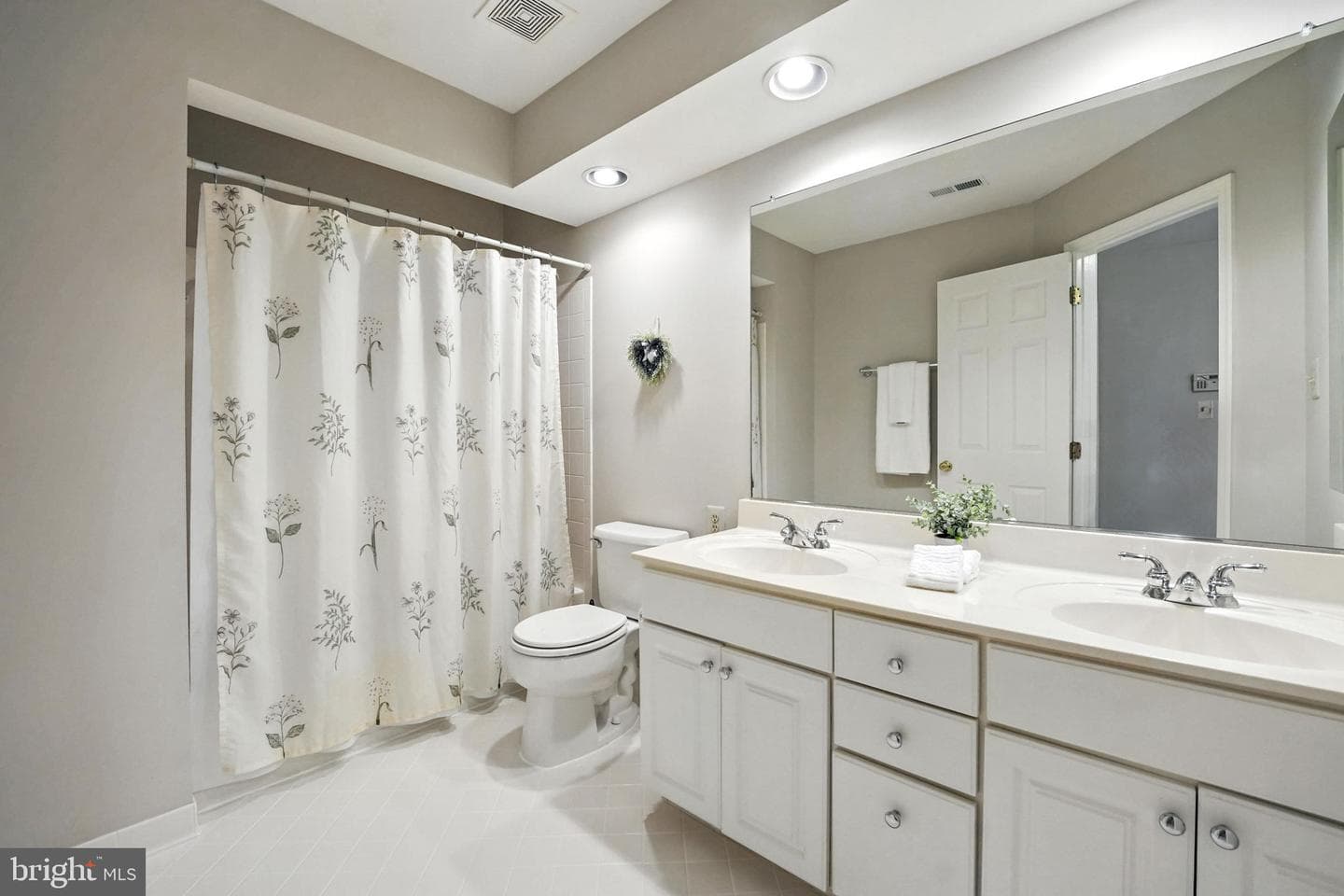 638 Meade Drive SW photo 39