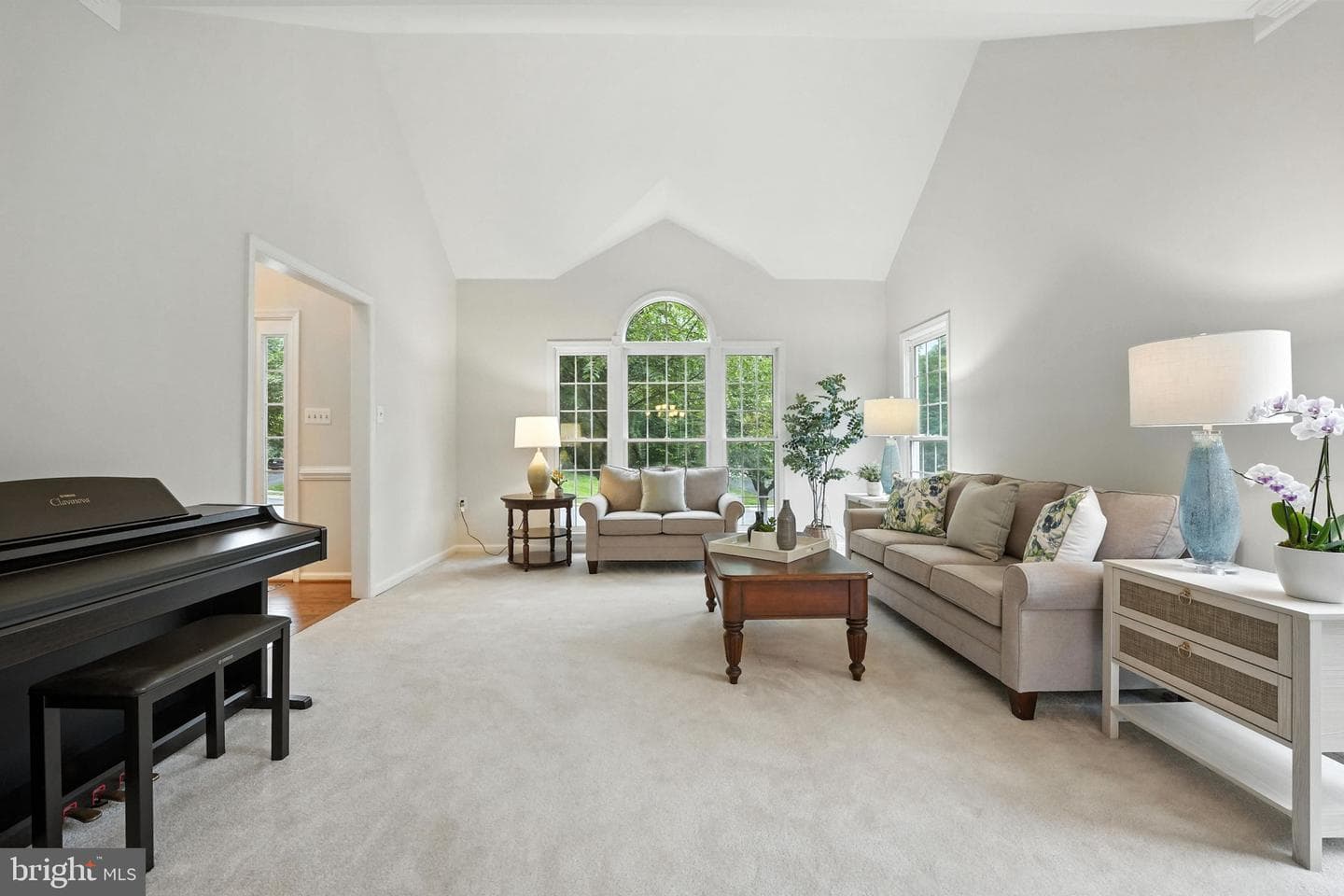 638 Meade Drive SW photo 8