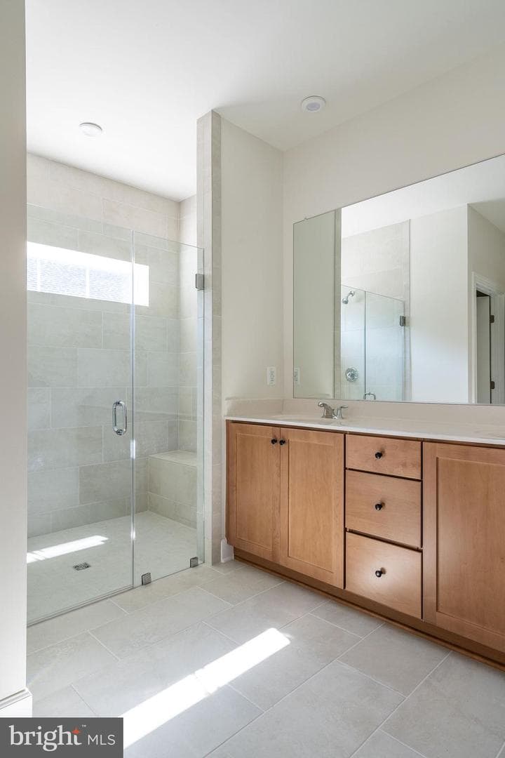 43089 Greeley Square photo 14