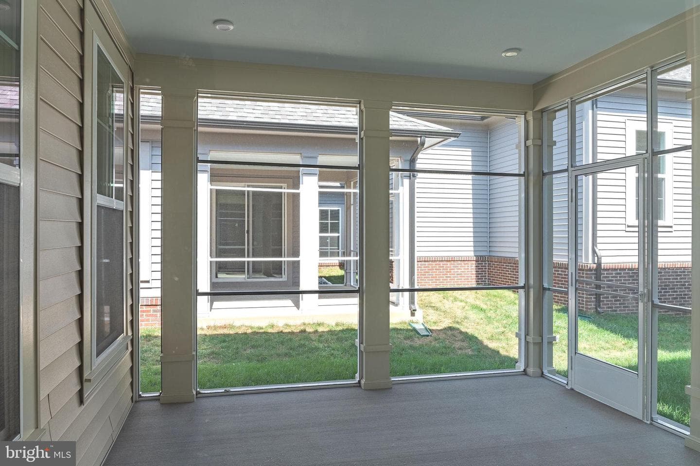 43089 Greeley Square photo 15