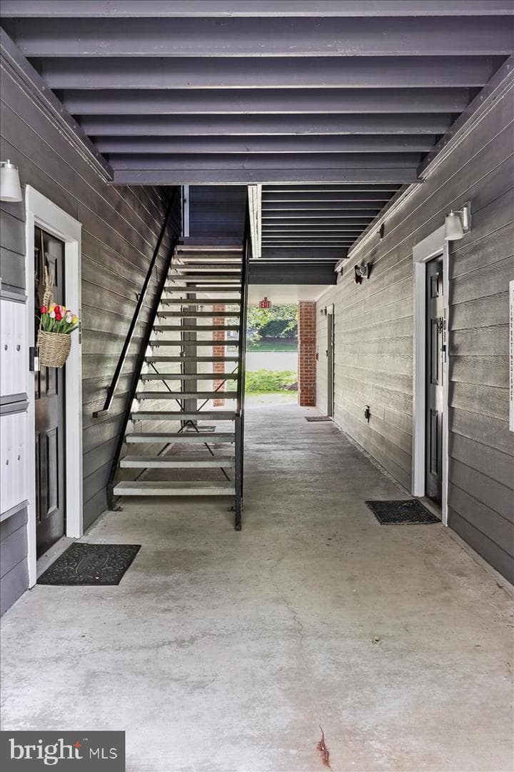 20273 Beechwood Terrace #103 photo 3