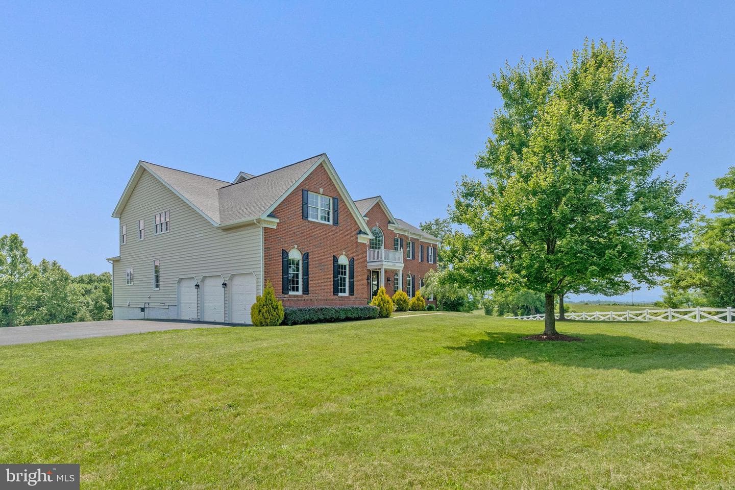 14785 Bankfield Drive photo 3