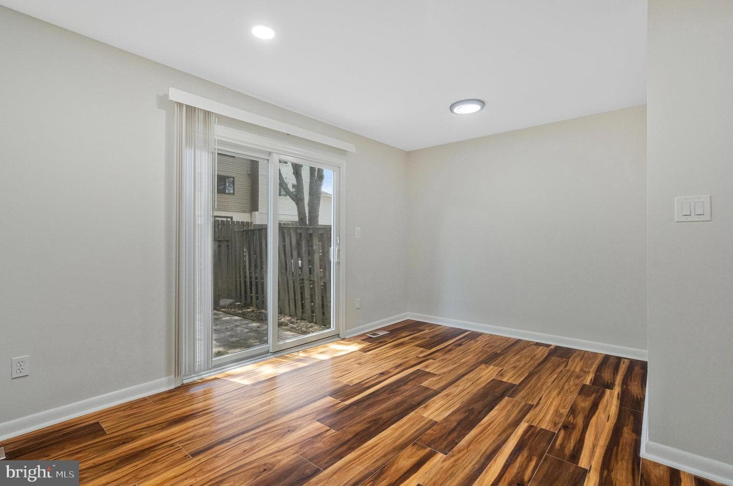 308 Sanderson Drive photo 15