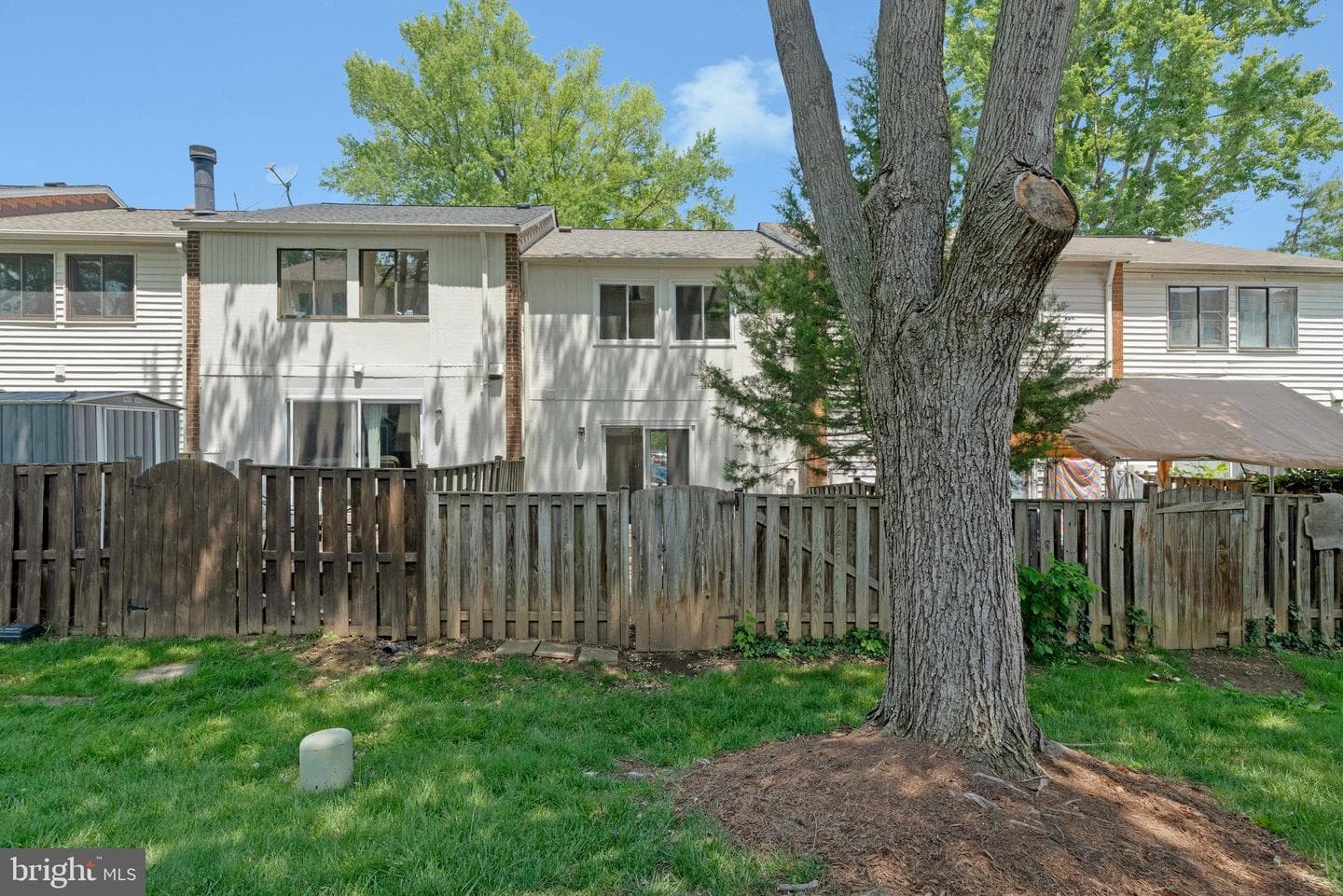 308 Sanderson Drive photo 37