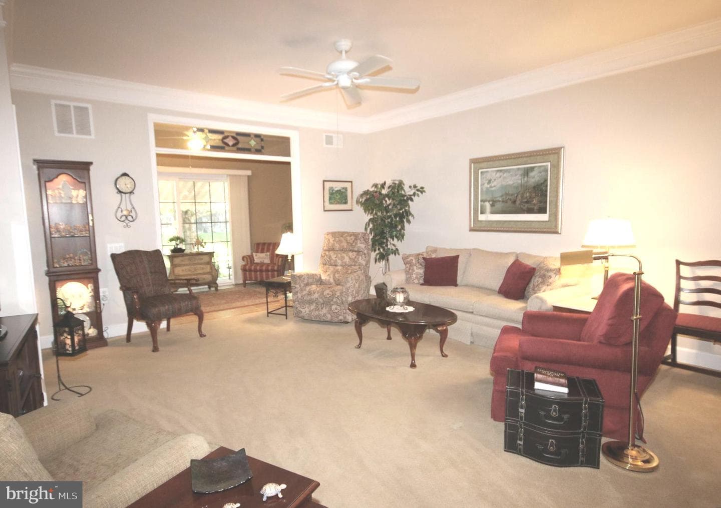 44497 Maltese Falcon Square photo 15