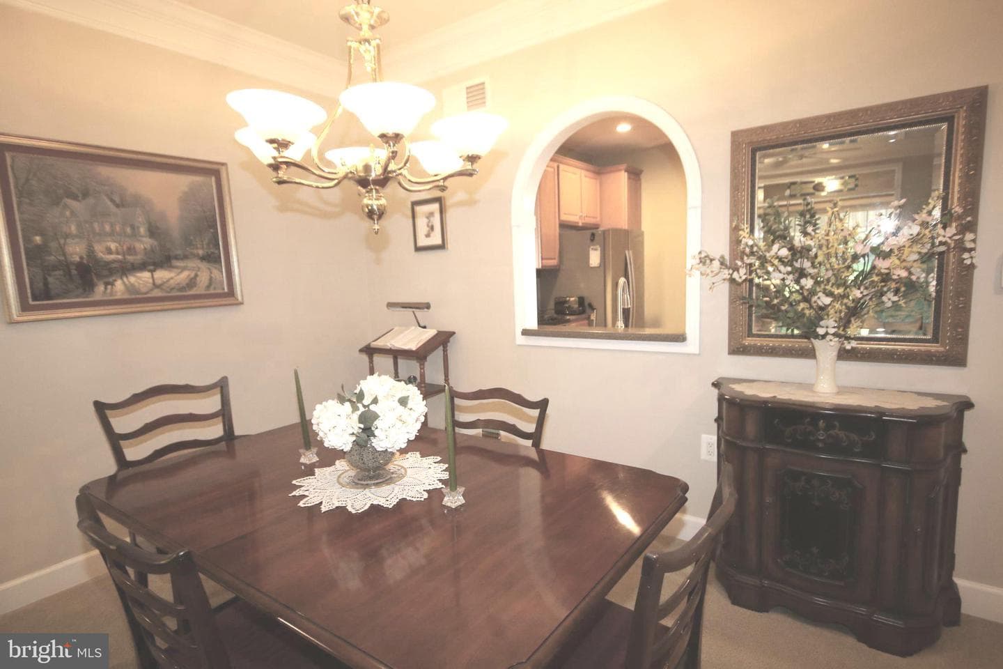 44497 Maltese Falcon Square photo 17