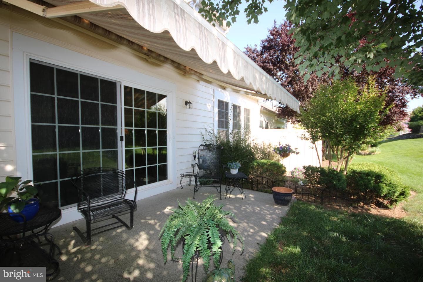 44497 Maltese Falcon Square photo 21