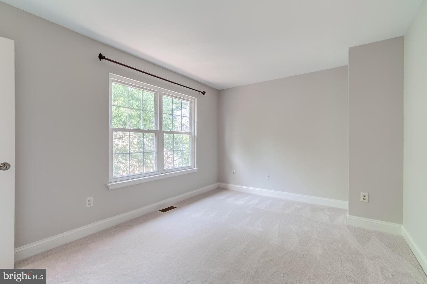 512 Covington Terrace NE photo 10