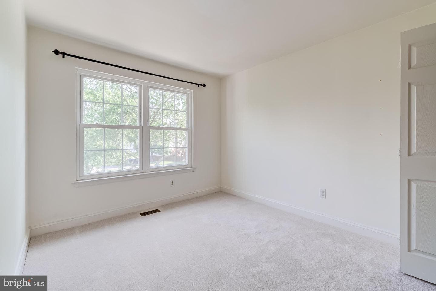 512 Covington Terrace NE photo 15