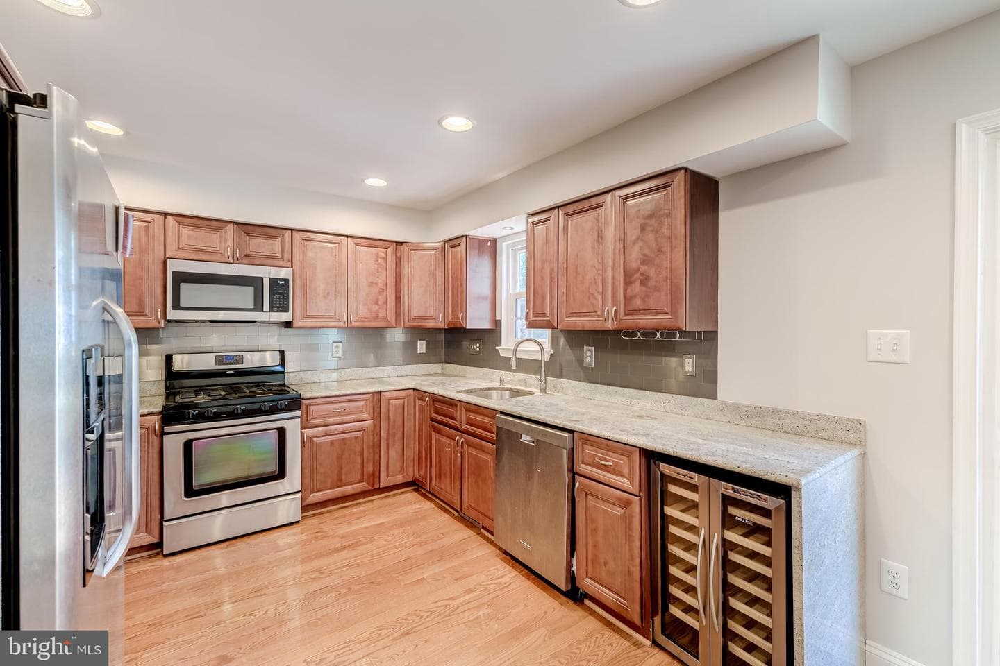 512 Covington Terrace NE photo 5