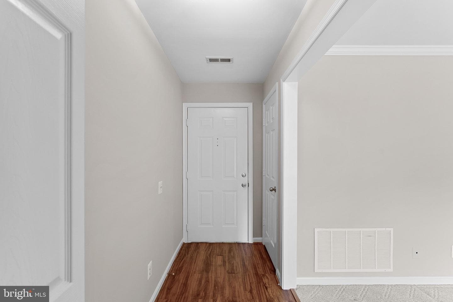 1003 Foxhunt Terrace NE #201 photo 2