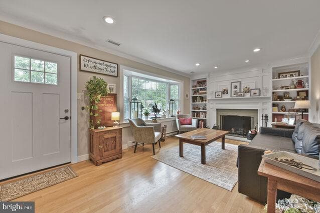32 Hamilton Terrace Drive photo 4