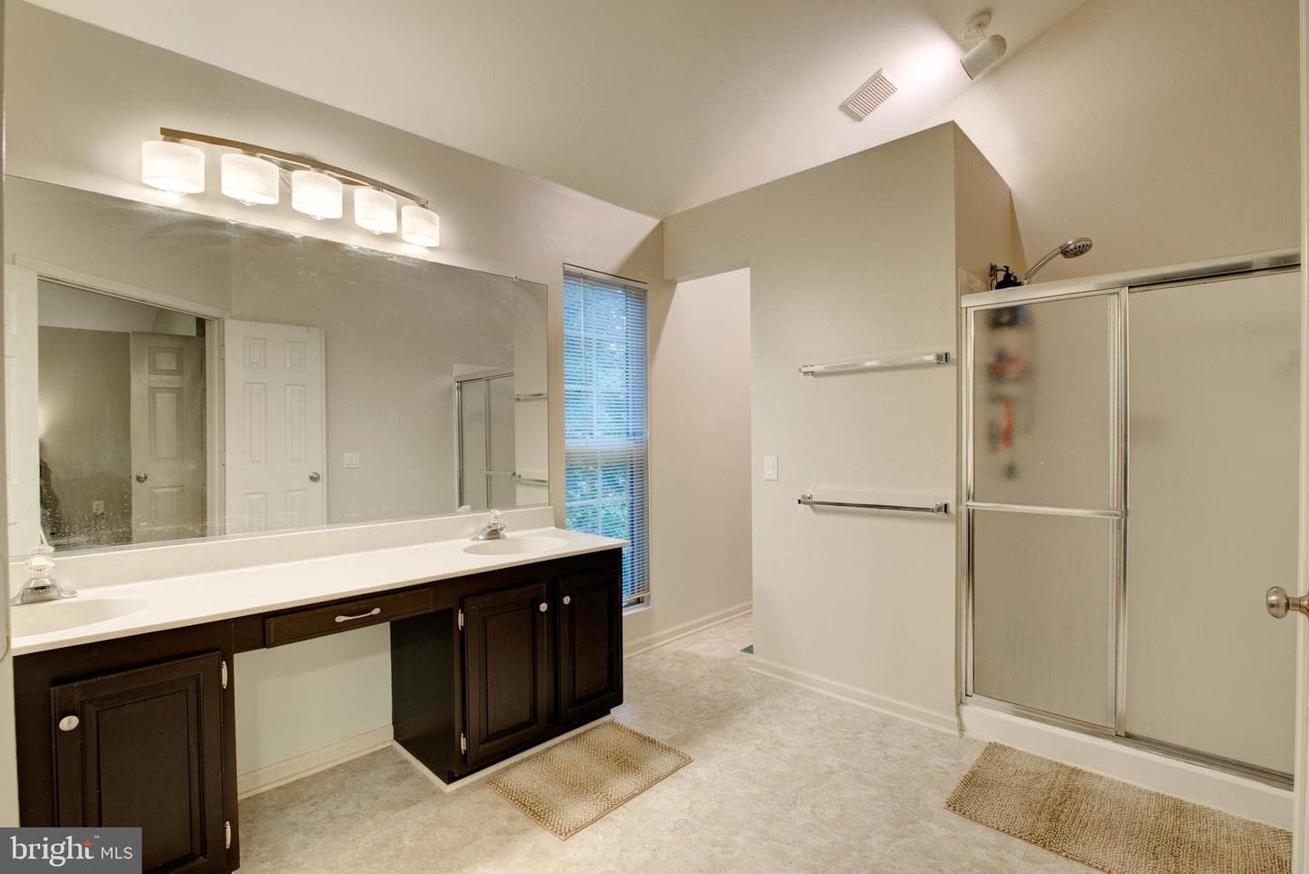 322 Deerpath Avenue SW photo 33